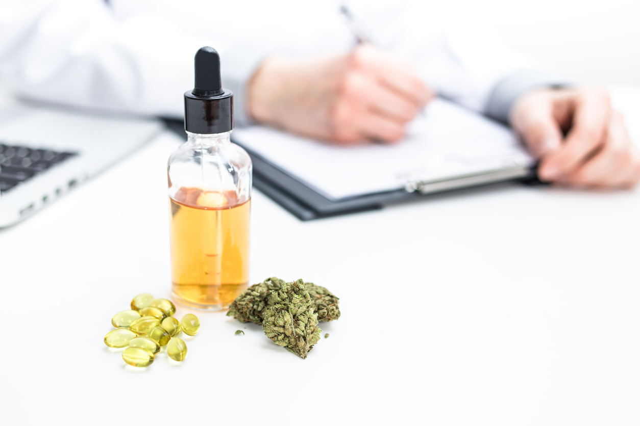 Assurances et impôts : le cannabis médical au Québec
